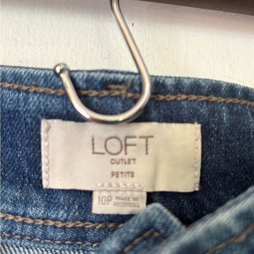 LOFT Denim Button Down Midi A-Line Skirt Size 10 petite NWOT - Picture 2 of 3